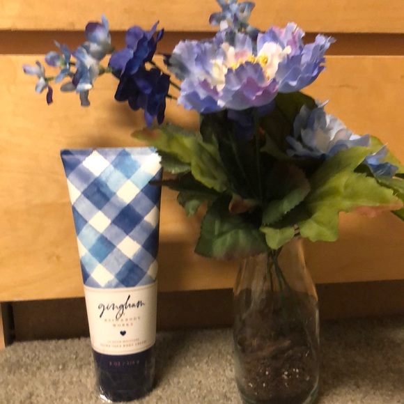 NWT Bath & Body Works Gingham Lotion - Picture 1 of 6